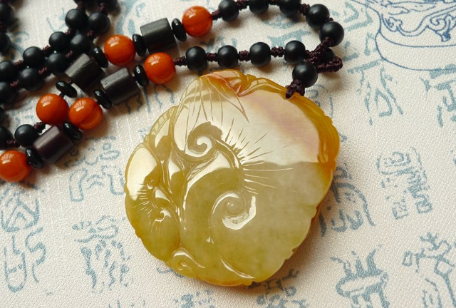 翡翠款式多！这些神兽造型的翡翠都拥有什么讲究？   第3张