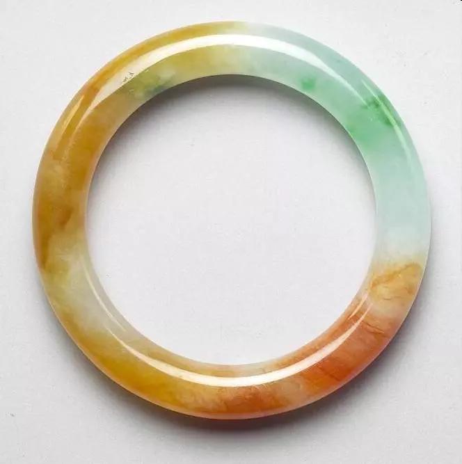 玉赏 | 台北故宫珍藏翡翠手镯，一镯一倾城   第5张