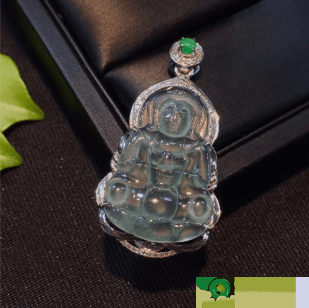 白翡翠观世音的价钱那么贵？究竟好在哪儿？   第3张