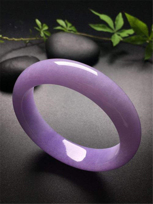 红翡绿翠紫为贵，我们一起来认识一下紫罗兰翡翠！   第2张