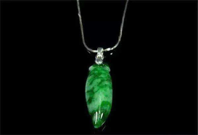 翡翠的绿分几种?看完它你就懂了!(图文) 第3张