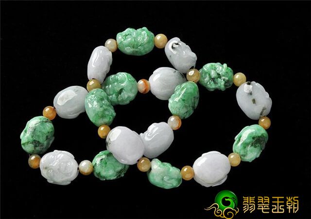 原先翡翠手串的种类这么多！翡翠手串一般要多少钱？   第2张