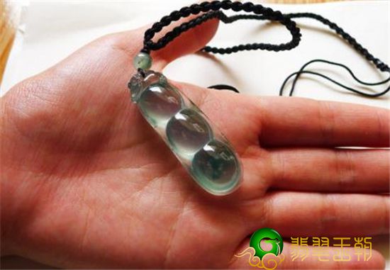 什么是翡翠调水？为什么这一加工工艺变成危害翡翠手工雕刻的重要   第3张