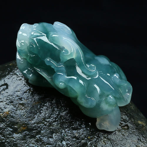 冰种翡翠飘花貔貅价格高吗？冰种飘花翡翠貔貅的寓意是什么？   第2张