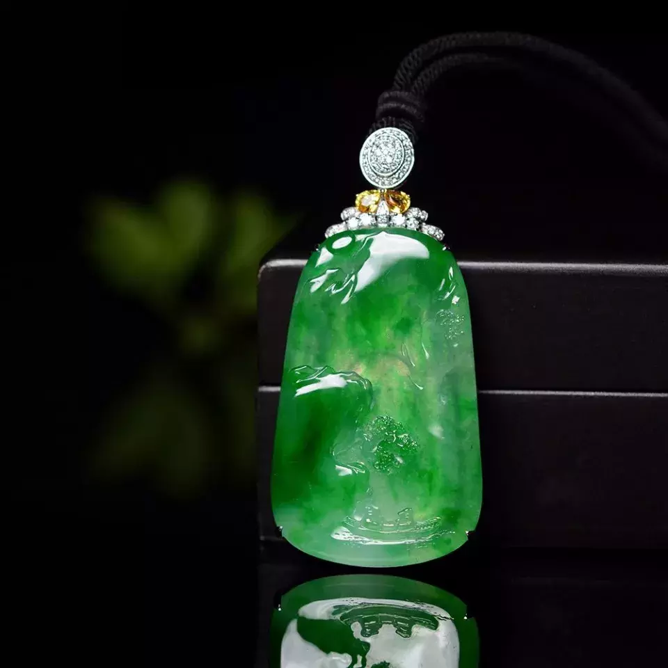 
                中国人送礼选啥？翡翠最合适
   第3张