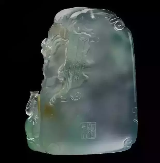 
                像猪蹄一样的翡翠原石，被雕成让人惊叹的罗汉，玉雕师服气了
   第8张