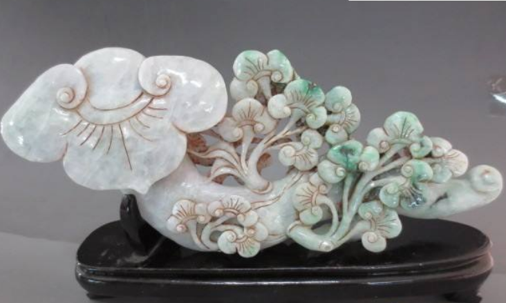适合摆放在家中的翡翠摆件精品有哪些？   第3张