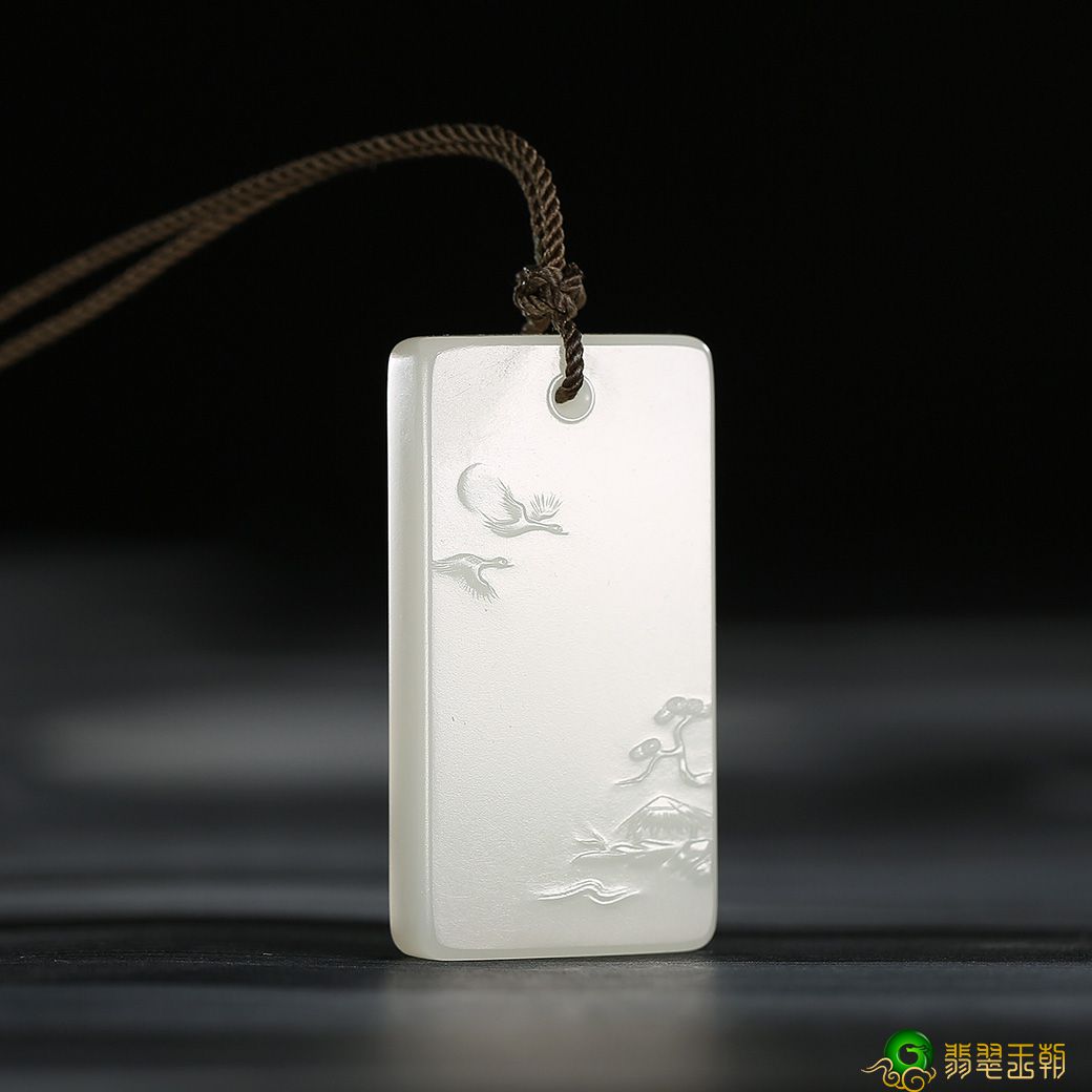 摸新疆和田玉的触感是如何的?   第2张