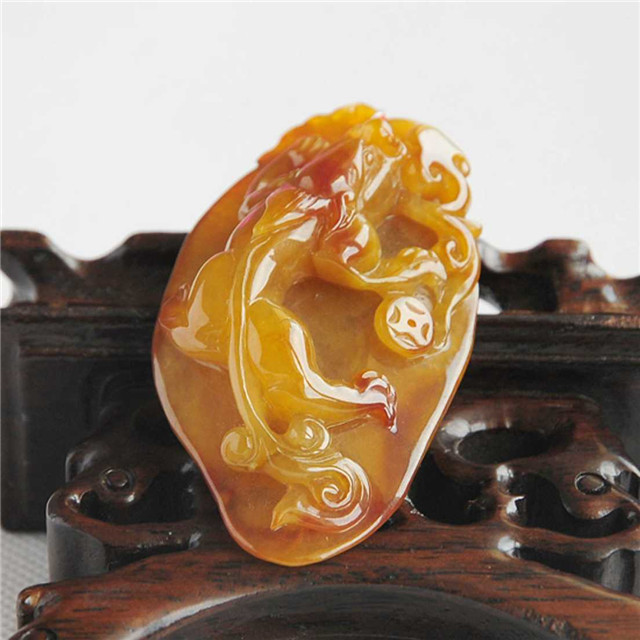 黄翡价格高吗？教你如何更好的选购它！(图文)   第2张