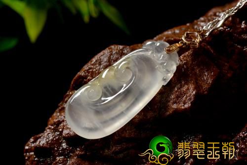翡翠专业知识选翡翠项链吊坠看喻意 第1张