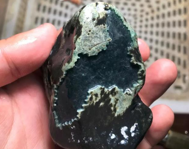 你了解的翡翠有多少，抛光的重要性又能体现什么呢？   第8张