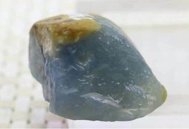 翡翠原石的种类及特点介绍，它们的区别在哪里？(图文)   第3张