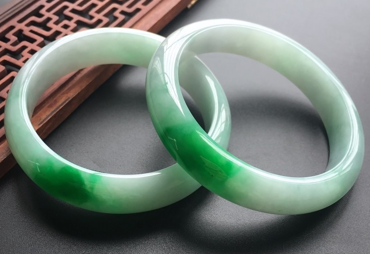 平常,在翡翠要价里,“小三”、“小五”是什么意思? 第1张