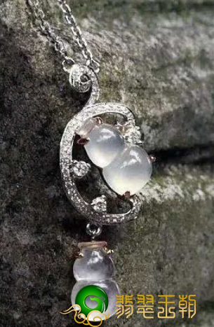 这种翡翠手工雕刻的喻意你清楚吗？   第2张