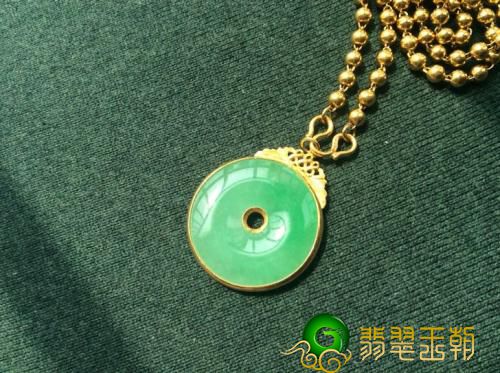 那样的链扣配搭你的翡翠小挂件，确保给你震撼！   第1张