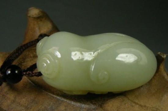 脖子上戴蝉有什么寓意 第4张