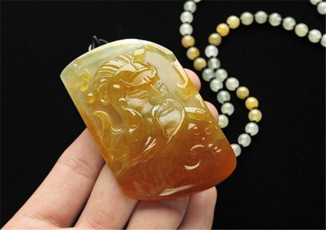 黄翡价格高吗？看看挑选黄翡的小技巧！(图文)   第2张