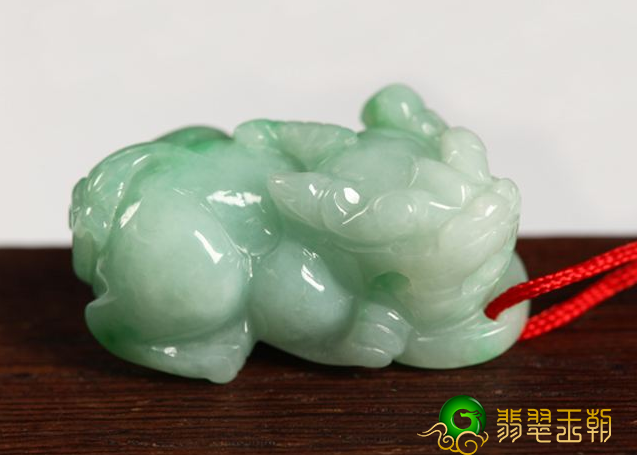 翡翠貔貅吊坠价格真的很贵吗？来了解下这些知识点吧！   第3张