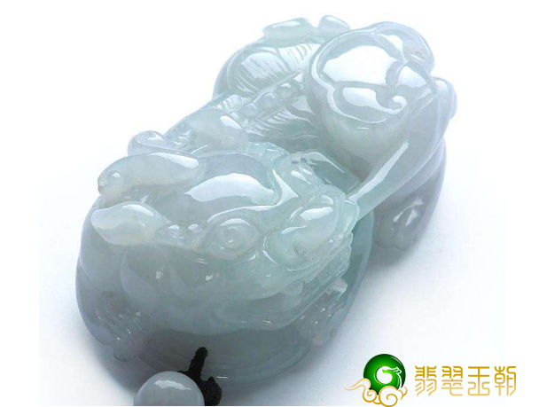 翡翠玉貔貅吊坠的价格贵吗？看完这篇文章你就明白了！   第1张