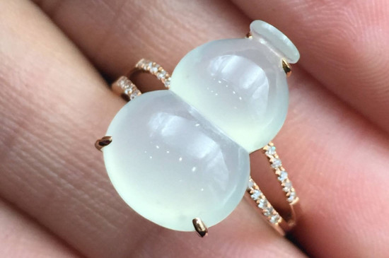 家里挂葫芦有什么讲究？家里该如何去摆放葫芦？摆放的方法有哪些？   第1张