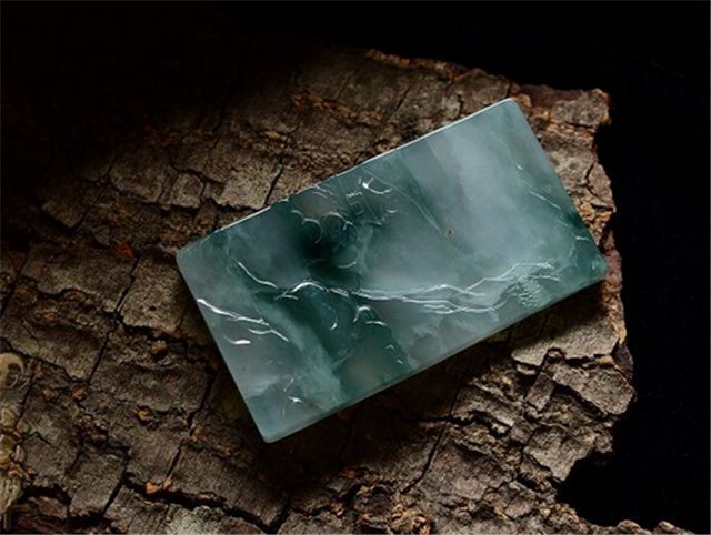 翡翠山水牌价格高吗？讲一讲山水牌蕴含的寓意！(图文)   第2张
