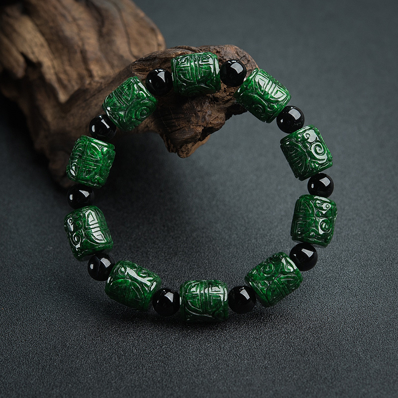 绿色翡翠价值就高吗？本文给你答案！   第1张