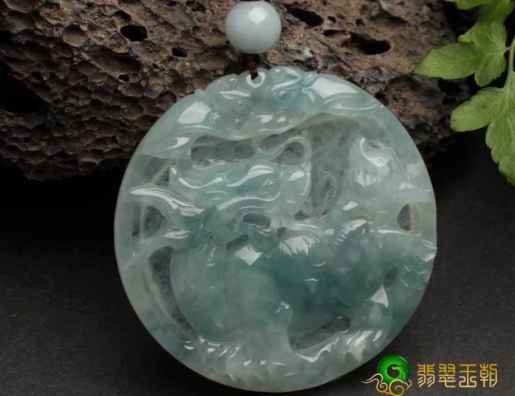 配戴翡翠麟麟有什么功效和含意? 第1张