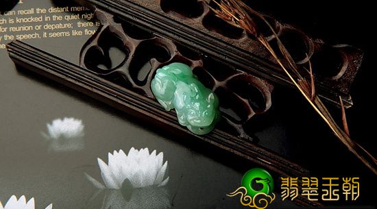 详解翡翠貔貅的寓意和佩戴   第6张