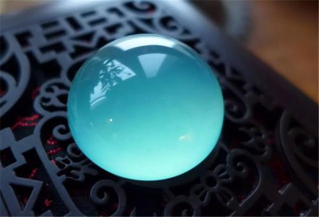 如何更好选购蓝水翡翠？看完不再怕买错！   第3张