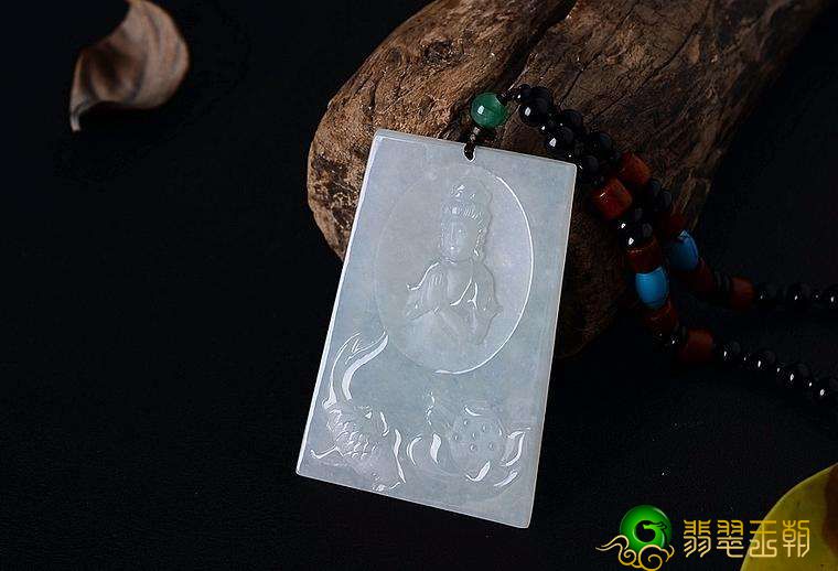 男士戴翡翠观世音必须注意什么？我们要如何购买翡翠观世音？   第2张