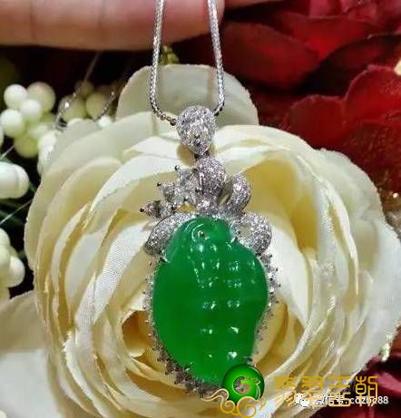 翡翠树叶所蕴含的寓意！   第1张