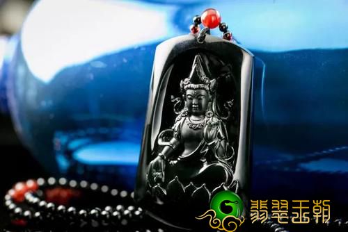 男士戴翡翠观世音必须注意什么？我们要如何购买翡翠观世音？   第3张