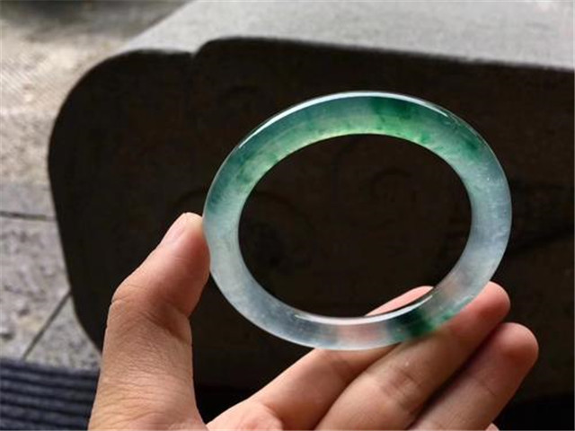 木那翡翠价格高吗？带你全面认识木那翡翠！   第2张