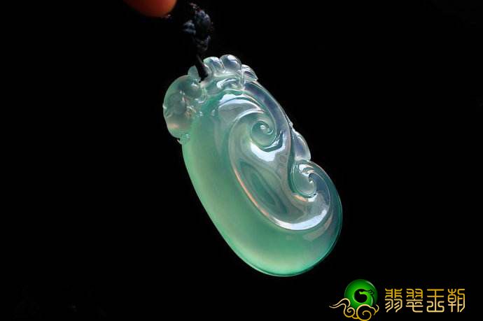 翡翠真的是因为“稀有”而价格高的吗？来看看是什么决定了翡翠的价格。   第2张