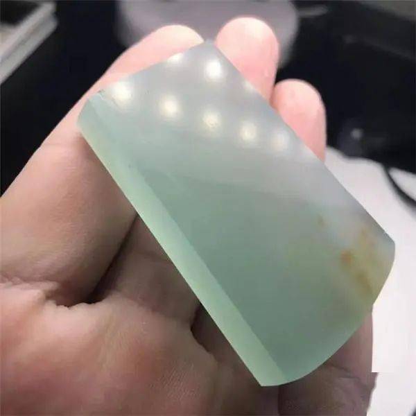 精品的翡翠片料，设计了几款经典的题材，你更喜欢哪种！  第5张