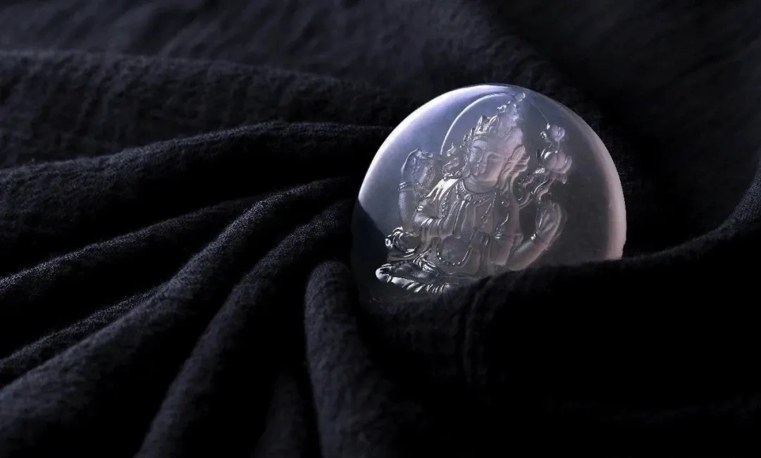 翡翠雕刻其实并不简单，你可曾了解这样的美？   第1张