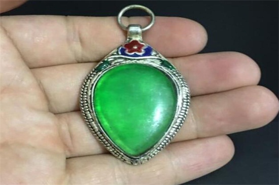 葫芦戴在身上有什么用，葫芦的作用   第1张