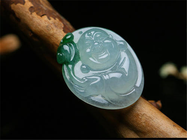 翡翠笑面佛怎么鉴定真假？不妨看看以下四招！(图文)   第1张