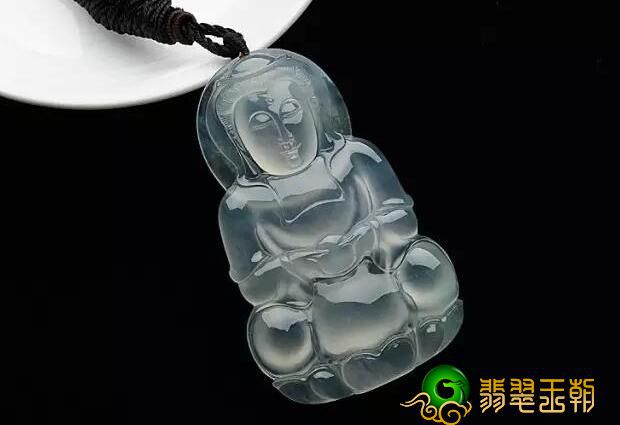  翡翠玉观音的代表及维护保养，一种日常生活希望的代表   第2张