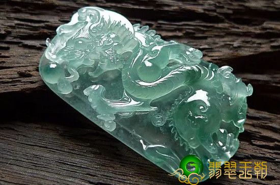 翡翠平安扣怎么开光，翡翠平安扣开关的方式   第1张