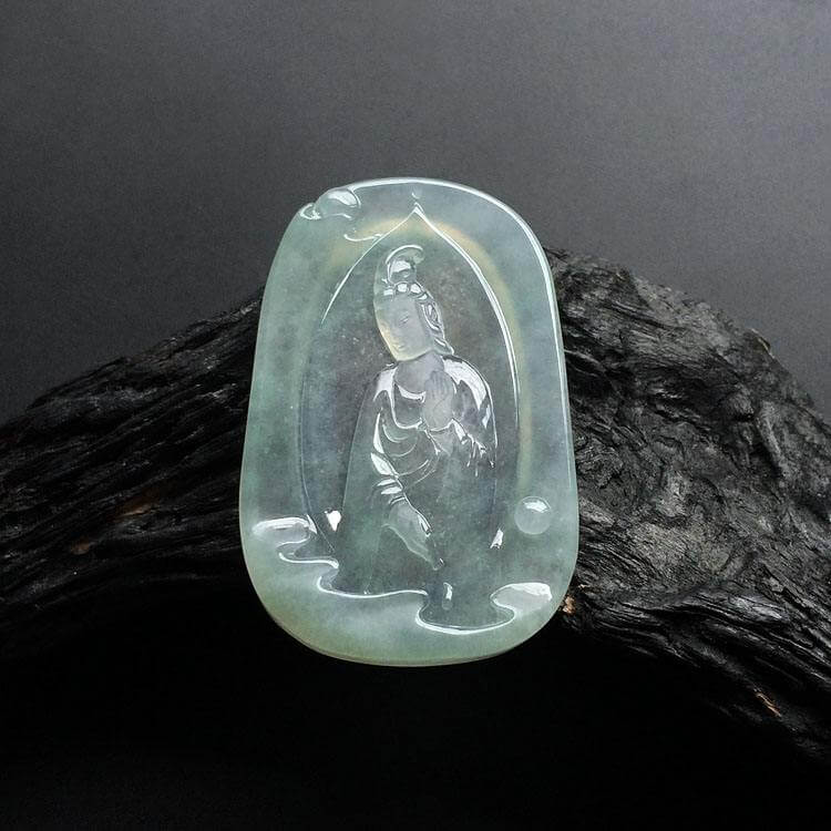 白翡翠观音的价格这么贵?到底好在哪里? 第2张