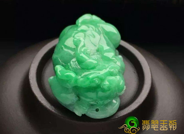 翡翠貔貅价格一般是多少？翡翠貔貅价格受哪些方面的危害？   第2张