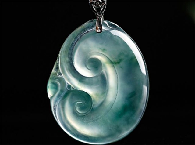 翡翠飘花价格高吗？教你从这几方面看它！   第2张