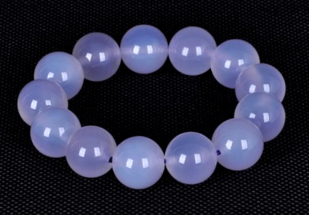 玉髓和翡翠区别在哪儿?看完不要再傻傻分不清了(图文) 第3张