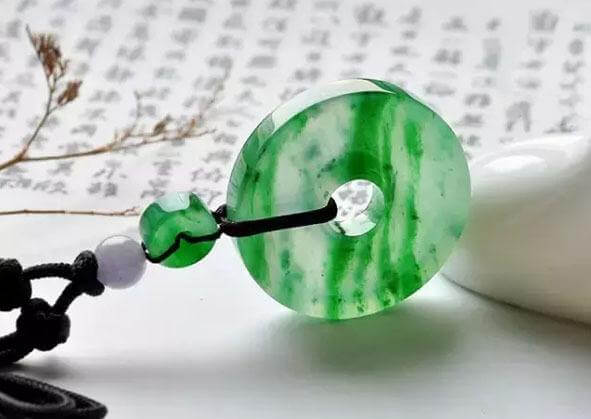 真正的金丝种翡翠是什么样的？一起看看金丝种翡翠的真面目(图文)   第1张