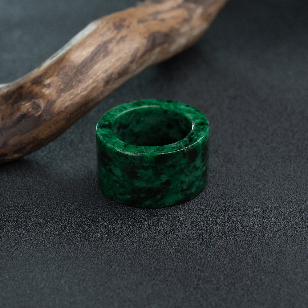 绿色翡翠价值就高吗？本文给你答案！   第3张