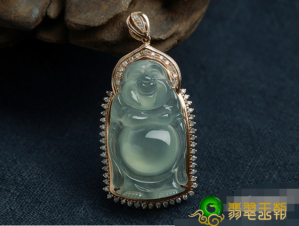 新春或过年或过节送翡翠不可以乱送,在这里在其中有十分大的喻意高度重视 第2张