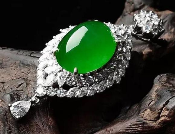 翡翠A货可以用肉眼辨别？这么做新手小白也能学会   第4张