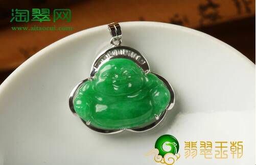 配戴翡翠笑佛吊坠有哪些常见问题? 有关翡翠笑佛不可不知道的禁   第1张