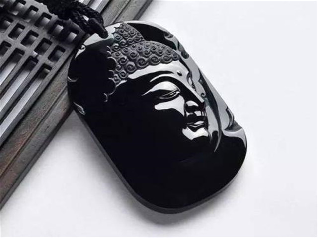 黑翡翠和墨翠傻傻分不清？看完你就明白了！(图文)   第2张